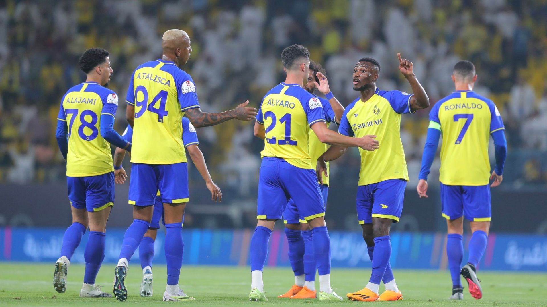 ثلاثي النصر مهدد بالغياب عن مباراة الهلال في الدوري السعودي.. تحذير صريح قبل مباراة الأخدود الليلة